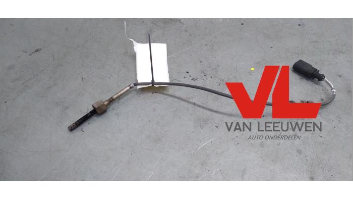 Gebruikte Uitlaat temperatuursensor Volkswagen Touran (1T1/T2) 1.6 FSI 16V Prijs € 13,50 Margeregeling aangeboden door Van Leeuwen Auto Onderdelen