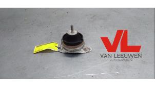 Gebruikte Motorrubber Peugeot Expert (G9) 2.0 HDi 120 Prijs € 13,50 Margeregeling aangeboden door Van Leeuwen Auto Onderdelen