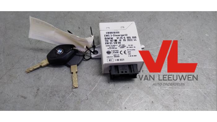 Gebruikte Immobiliser module BMW 5 serie (E39) 530i 24V Prijs € 42,50 Margeregeling aangeboden door Van Leeuwen Auto Onderdelen