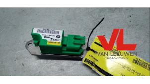 Gebruikte Airbag Sensor BMW 5 serie (E39) 530i 24V Prijs € 13,50 Margeregeling aangeboden door Van Leeuwen Auto Onderdelen