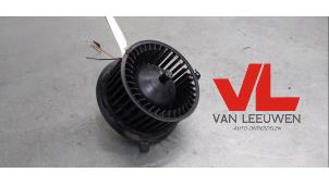 Gebruikte Kachel Ventilatiemotor Seat Arosa (6H1) 1.4 MPi Prijs € 25,00 Margeregeling aangeboden door Van Leeuwen Auto Onderdelen