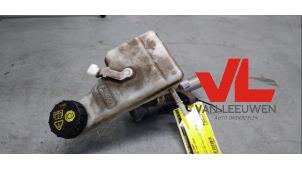 Gebruikte Hoofdremcilinder Ford Focus 3 Wagon 1.0 Ti-VCT EcoBoost 12V 125 Prijs € 13,50 Margeregeling aangeboden door Van Leeuwen Auto Onderdelen