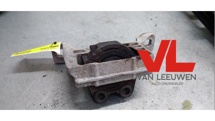 Gebruikte Motorrubber Ford Focus 3 Wagon 1.6 TDCi ECOnetic Prijs € 20,00 Margeregeling aangeboden door Van Leeuwen Auto Onderdelen