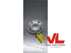 Gebruikte Naafkapje Renault Megane (BA) Prijs € 10,00 Margeregeling aangeboden door Van Leeuwen Auto Onderdelen