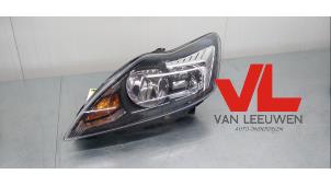 Gebruikte Koplamp links Ford Focus 2 Wagon 1.6 16V Prijs € 75,00 Margeregeling aangeboden door Van Leeuwen Auto Onderdelen