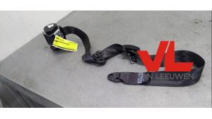 Gebruikte Veiligheidsgordel links-voor Ford Focus 3 1.0 Ti-VCT EcoBoost 12V 100 Prijs € 70,00 Margeregeling aangeboden door Van Leeuwen Auto Onderdelen
