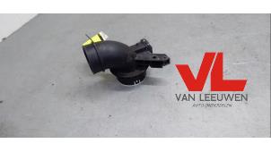 Gebruikte Luchtmassameter Ford Focus 3 1.0 Ti-VCT EcoBoost 12V 100 Prijs € 12,00 Margeregeling aangeboden door Van Leeuwen Auto Onderdelen