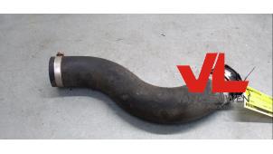 Gebruikte Intercooler Slang Toyota Corolla Verso (R10/11) 2.2 D-4D 16V Cat Clean Power Prijs € 25,00 Margeregeling aangeboden door Van Leeuwen Auto Onderdelen