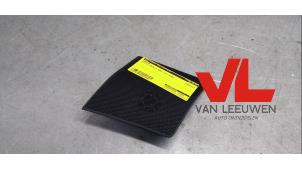 Gebruikte Tweeter Toyota Corolla Verso (R10/11) 2.2 D-4D 16V Cat Clean Power Prijs € 15,00 Margeregeling aangeboden door Van Leeuwen Auto Onderdelen