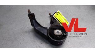 Gebruikte Motorrubber Toyota Corolla Verso (R10/11) 2.2 D-4D 16V Cat Clean Power Prijs € 25,00 Margeregeling aangeboden door Van Leeuwen Auto Onderdelen