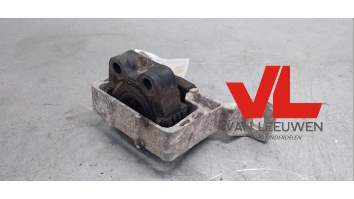 Gebruikte Motorrubber Ford Focus 2 Wagon 1.6 16V Prijs € 12,00 Margeregeling aangeboden door Van Leeuwen Auto Onderdelen