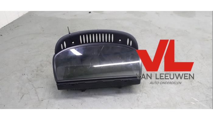Gebruikte Display Interieur BMW 3 serie Touring (E91) 330d 24V Prijs € 80,00 Margeregeling aangeboden door Van Leeuwen Auto Onderdelen