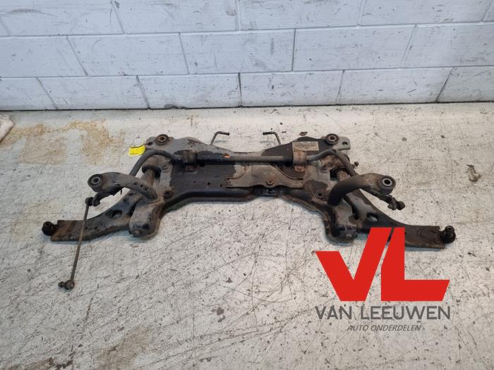 Gebruikte Subframe Ford Focus C-Max 1.8 16V Prijs € 45,00 Margeregeling aangeboden door Van Leeuwen Auto Onderdelen