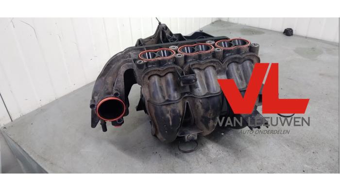 Gebruikte Inlaatspruitstuk Ford Fiesta 6 (JA8) 1.0 Ti-VCT 12V 65 Prijs € 24,00 Margeregeling aangeboden door Van Leeuwen Auto Onderdelen