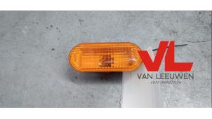 Gebruikte Knipperlicht Scherm links-voor Ford Focus C-Max 1.8 16V Prijs € 5,00 Margeregeling aangeboden door Van Leeuwen Auto Onderdelen