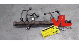 Gebruikte Injector brug Fiat Doblo Cargo (263) 1.3 MJ 16V Euro 4 Prijs € 62,92 Inclusief btw aangeboden door Van Leeuwen Auto Onderdelen