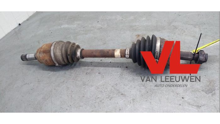 Gebruikte Steekas links-voor Fiat Doblo Cargo (263) 1.3 MJ 16V Euro 4 Prijs € 42,35 Inclusief btw aangeboden door Van Leeuwen Auto Onderdelen