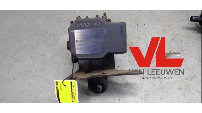 Gebruikte ABS Pomp Kia Rio (DC22/24) 1.5 16V Prijs € 22,50 Margeregeling aangeboden door Van Leeuwen Auto Onderdelen