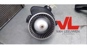 Gebruikte Kachel Ventilatiemotor Fiat Grande Punto (199) 1.3 JTD Multijet 16V 85 Actual Prijs € 15,00 Margeregeling aangeboden door Van Leeuwen Auto Onderdelen