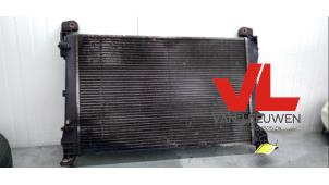 Gebruikte Radiateur Fiat Grande Punto (199) 1.3 JTD Multijet 16V 85 Actual Prijs € 25,00 Margeregeling aangeboden door Van Leeuwen Auto Onderdelen