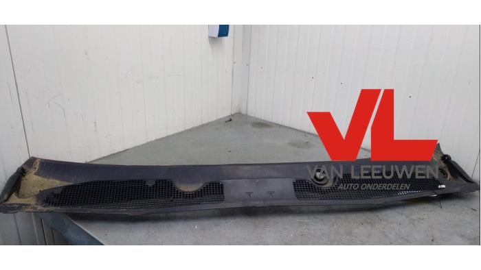 Gebruikte Paravan Renault Megane III Berline (BZ) 1.4 16V TCe 130 Prijs € 16,00 Margeregeling aangeboden door Van Leeuwen Auto Onderdelen