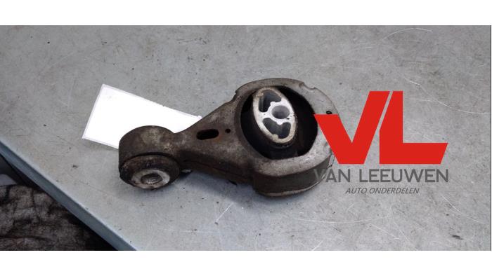 Gebruikte Motorsteun Renault Megane III Berline (BZ) 1.4 16V TCe 130 Prijs € 16,00 Margeregeling aangeboden door Van Leeuwen Auto Onderdelen