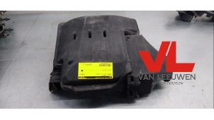 Gebruikte Luchtfilterhuis Renault Clio II (BB/CB) 1.6 16V Prijs € 16,00 Margeregeling aangeboden door Van Leeuwen Auto Onderdelen