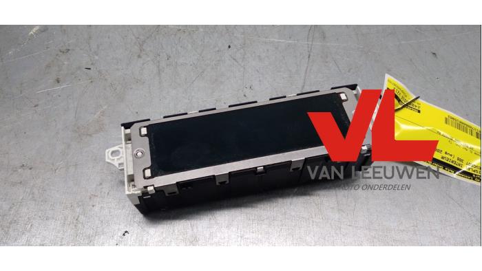 Gebruikte Display Interieur Peugeot 308 SW (4E/H) 1.6 16V THP 150 Prijs € 12,00 Margeregeling aangeboden door Van Leeuwen Auto Onderdelen