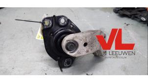 Gebruikte Motorrubber Volvo V40 (VW) 2.0 16V Prijs € 25,00 Margeregeling aangeboden door Van Leeuwen Auto Onderdelen