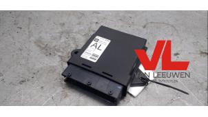 Gebruikte Module Centrale Deurvergrendeling Opel Vectra C GTS 2.2 16V Prijs € 15,00 Margeregeling aangeboden door Van Leeuwen Auto Onderdelen