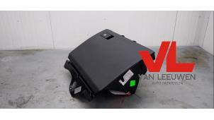 Gebruikte Dashboardkastje Volkswagen Passat Variant (3C5) 2.0 FSI 16V Prijs € 16,00 Margeregeling aangeboden door Van Leeuwen Auto Onderdelen