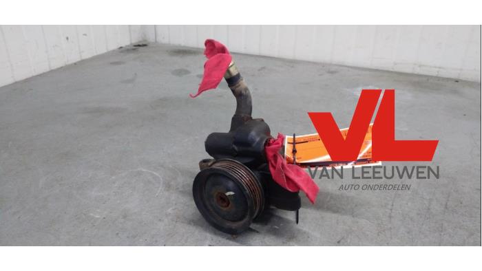 Gebruikte Pomp Servo Ford Fiesta 5 (JD/JH) Prijs € 25,00 Margeregeling aangeboden door Van Leeuwen Auto Onderdelen