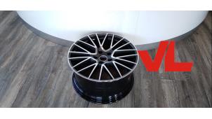 Gebruikte Velg Porsche Cayenne III (9YA) 2.9 Biturbo V6 24V S Prijs € 750,00 Margeregeling aangeboden door Van Leeuwen Auto Onderdelen
