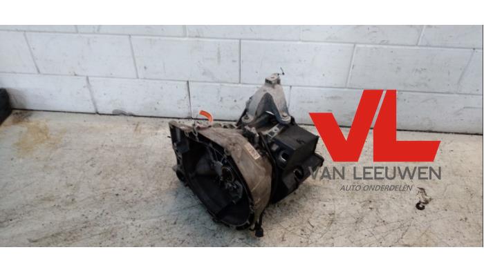 Gebruikte Versnellingsbak Ford Focus 3 1.0 Ti-VCT EcoBoost 12V 100 Prijs € 275,00 Margeregeling aangeboden door Van Leeuwen Auto Onderdelen