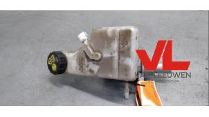 Gebruikte Hoofdremcilinder Ford Focus 3 1.0 Ti-VCT EcoBoost 12V 100 Prijs € 15,00 Margeregeling aangeboden door Van Leeuwen Auto Onderdelen