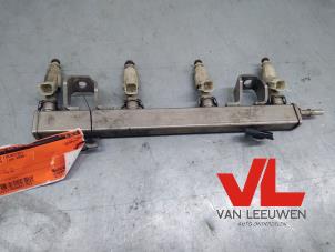 Gebruikte Injector brug Mazda 6 Sportbreak (GY19/89) 1.8i 16V Prijs € 40,00 Margeregeling aangeboden door Van Leeuwen Auto Onderdelen