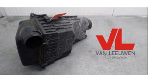 Gebruikte Luchtfilterhuis Peugeot 206 (2A/C/H/J/S) 1.1 XN,XR Prijs € 16,00 Margeregeling aangeboden door Van Leeuwen Auto Onderdelen
