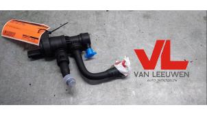 Gebruikte Brandstofdruk sensor Peugeot 5008 I (0A/0E) 1.6 THP 16V Prijs € 70,00 Margeregeling aangeboden door Van Leeuwen Auto Onderdelen