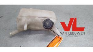 Gebruikte Expansievat Renault Megane II (BM/CM) 1.6 16V Prijs € 9,00 Margeregeling aangeboden door Van Leeuwen Auto Onderdelen