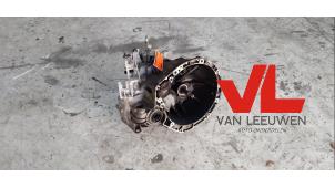 Gebruikte Versnellingsbak Renault Grand Scénic II (JM) 2.0 16V Turbo Prijs € 250,00 Margeregeling aangeboden door Van Leeuwen Auto Onderdelen