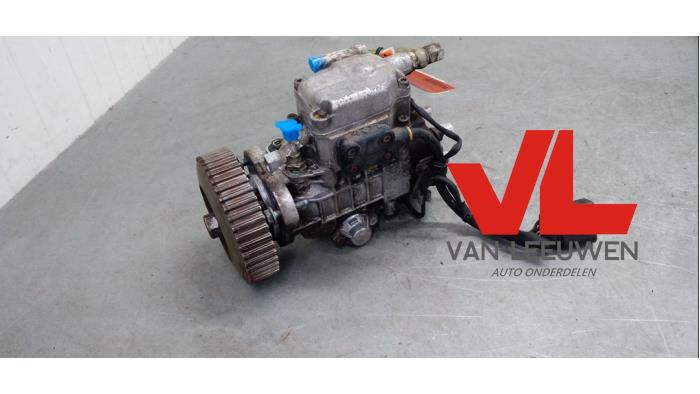 Gebruikte Brandstofpomp Mechanisch Volkswagen Polo IV (9N1/2/3) 1.9 SDI Prijs € 52,00 Margeregeling aangeboden door Van Leeuwen Auto Onderdelen