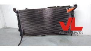 Gebruikte Radiateur Ford Focus C-Max 1.6 16V Prijs € 20,00 Margeregeling aangeboden door Van Leeuwen Auto Onderdelen