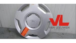 Gebruikte Wieldop Ford Diversen Prijs € 10,00 Margeregeling aangeboden door Van Leeuwen Auto Onderdelen