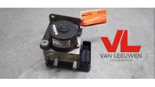 Gebruikte ABS Pomp Ssang Yong Kyron 2.0 M 200 Xdi 16V 4x2 Prijs € 120,00 Margeregeling aangeboden door Van Leeuwen Auto Onderdelen