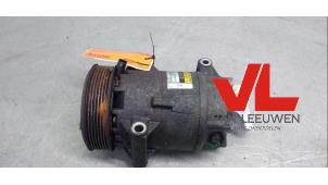 Gebruikte Aircopomp Renault Grand Scénic II (JM) 2.0 16V Turbo Prijs € 25,00 Margeregeling aangeboden door Van Leeuwen Auto Onderdelen