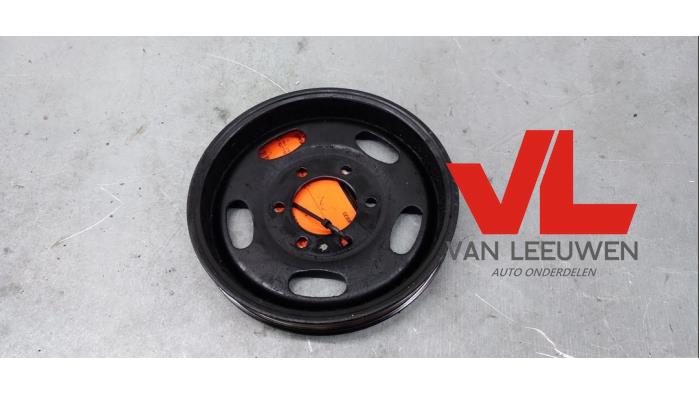 Gebruikte Krukas Poelie Opel Corsa D 1.4 16V Twinport Prijs € 19,99 Margeregeling aangeboden door Van Leeuwen Auto Onderdelen