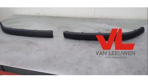 Nieuwe Bumperlijst rechts-achter Peugeot 106 Prijs € 18,15 Inclusief btw aangeboden door Van Leeuwen Auto Onderdelen