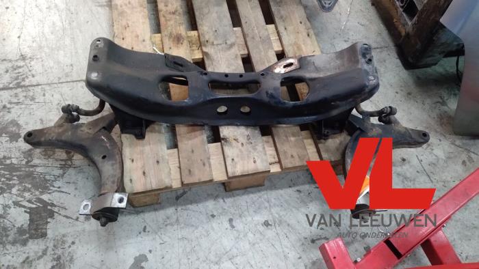 Gebruikte Subframe Subaru Forester (SG) 2.0 16V X Prijs € 125,00 Margeregeling aangeboden door Van Leeuwen Auto Onderdelen