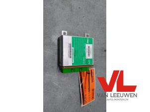 Gebruikte Airbag Module Fiat Grande Punto (199) 1.4 16V Prijs € 19,99 Margeregeling aangeboden door Van Leeuwen Auto Onderdelen