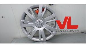 Gebruikte Wieldop Mazda 2 (DE) 1.3 16V MZR Prijs € 10,00 Margeregeling aangeboden door Van Leeuwen Auto Onderdelen